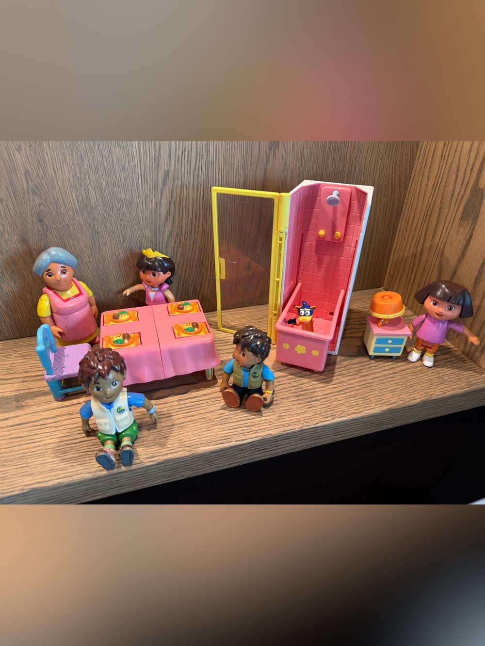 Vintage Dora the Explorer lot